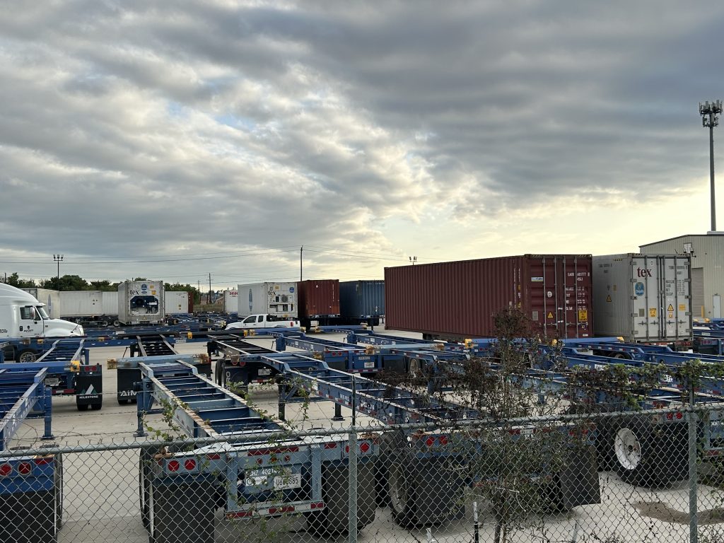 container chasis. copyright transport safety consultants llc.